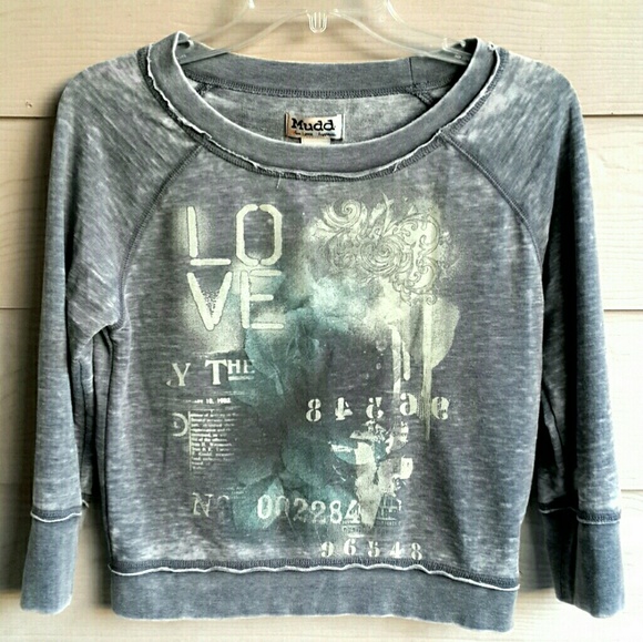 MUDD Soft Heather Gray Raw Edge Distressed Graphic Print Crop Light Sweater - Picture 4 of 14